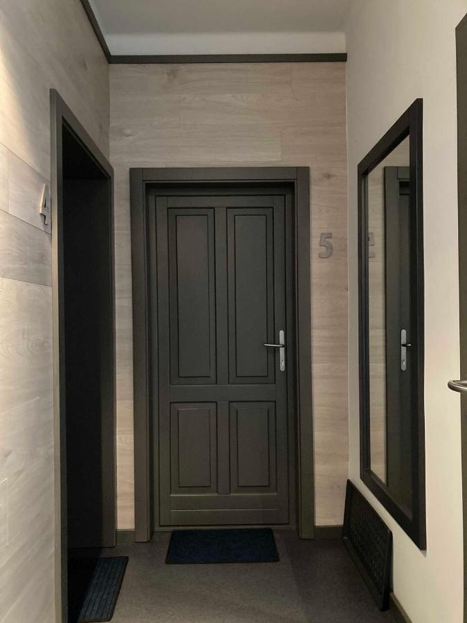 Toronyi Vendeghaz Hotel Ngoại thất bức ảnh