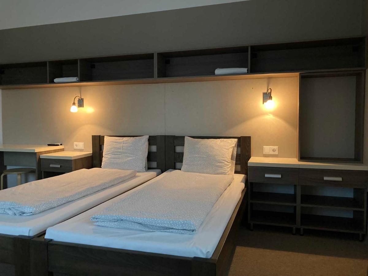 Toronyi Vendeghaz Hotel Ngoại thất bức ảnh