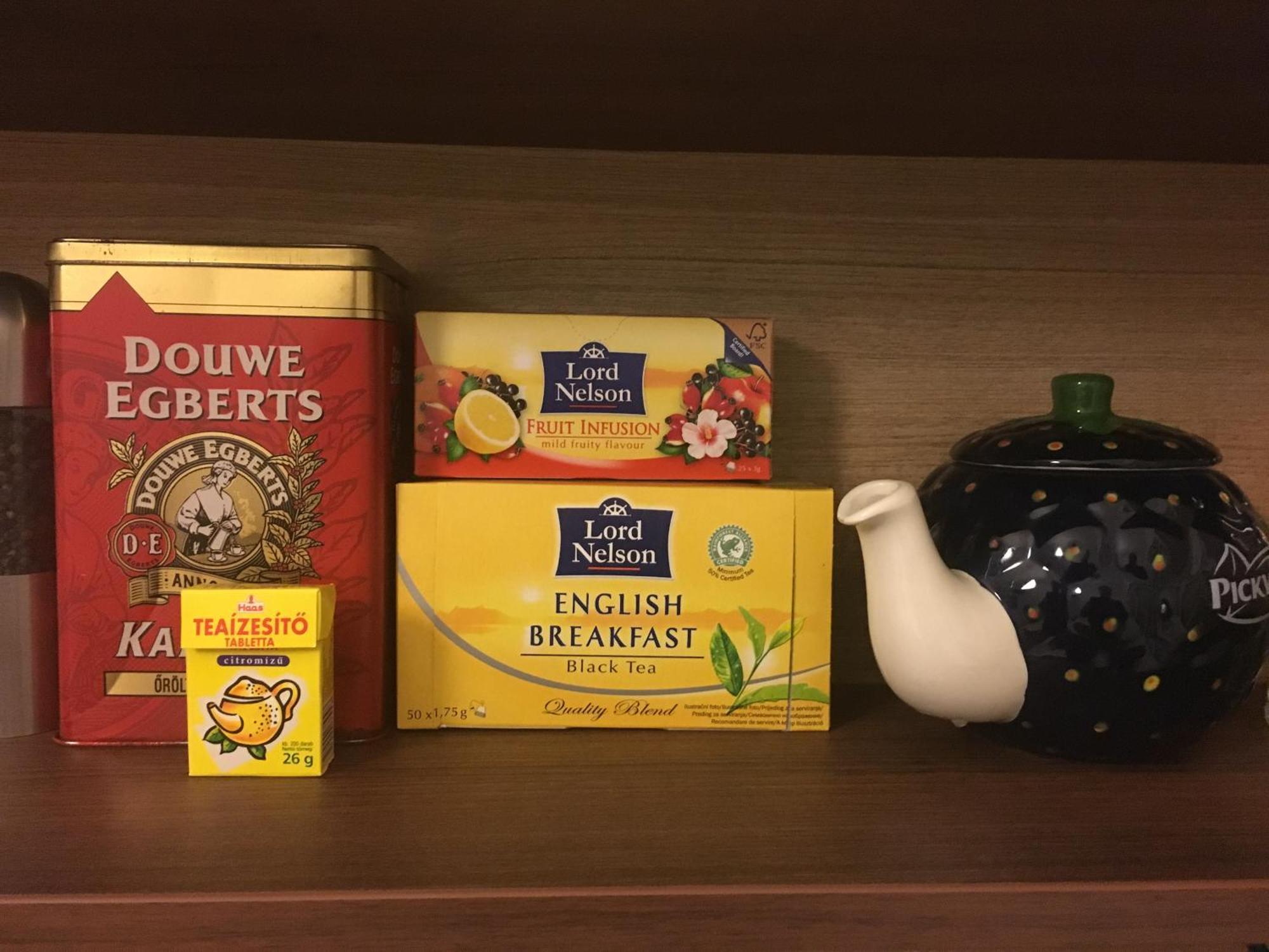 Toronyi Vendeghaz Hotel Ngoại thất bức ảnh